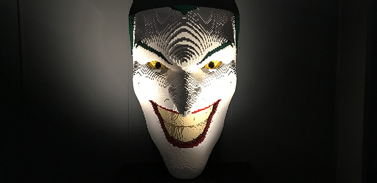 The Art Of The Brick: DC Super Heroes - The Joker Facemask