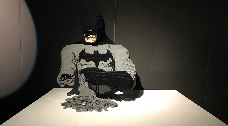 The Art Of The Brick: DC Super Heroes - Building Batman